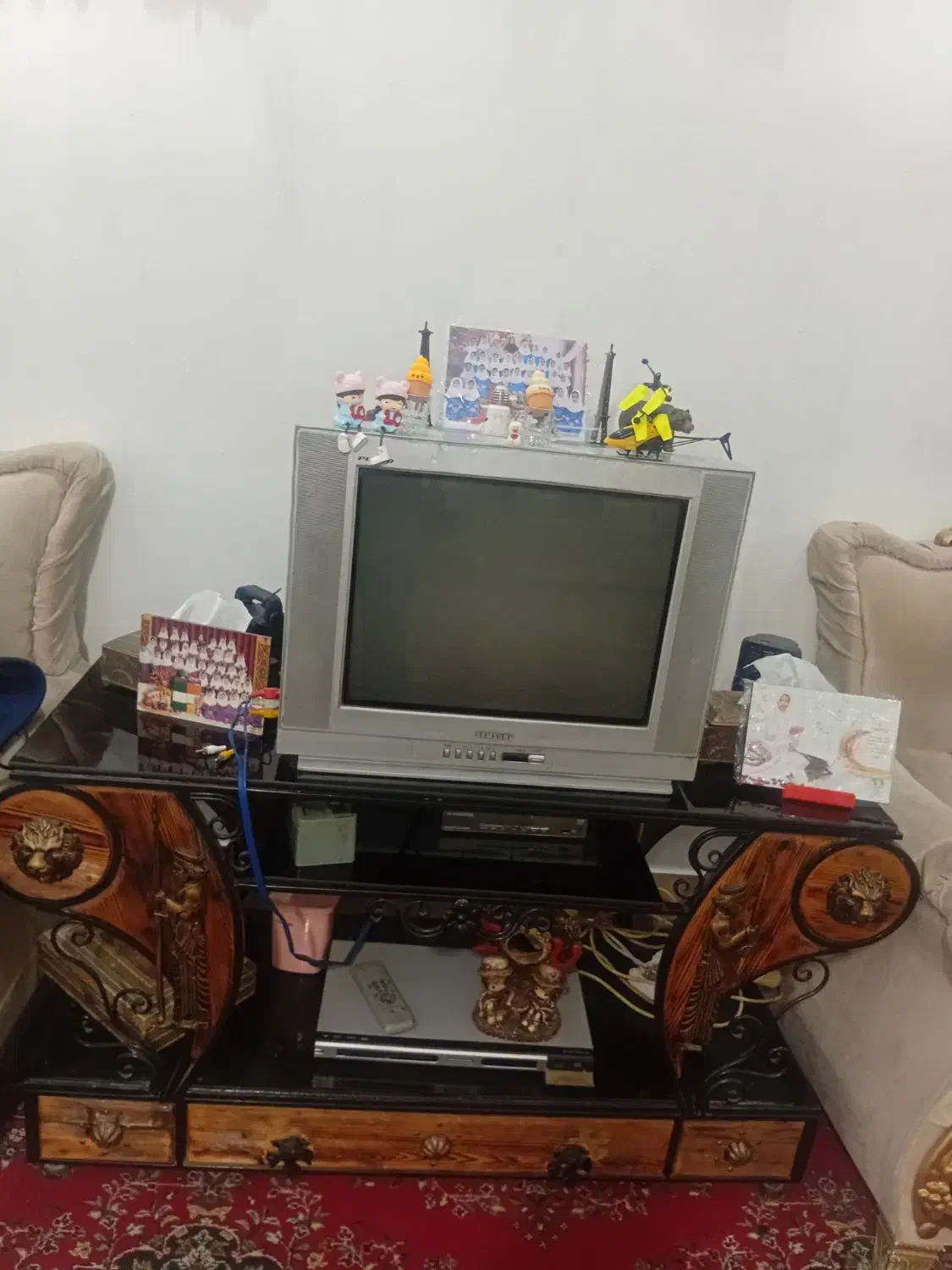 تلویزیون|تلویزیون و پروژکتور|چناران, |دیوار