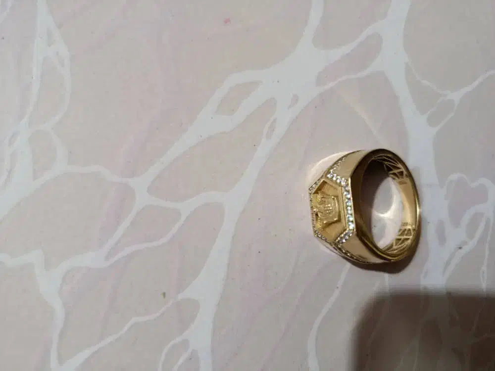 انگشتر طلا مردانه و زنجیر مد روز|جواهرات|بندرعباس, |دیوار