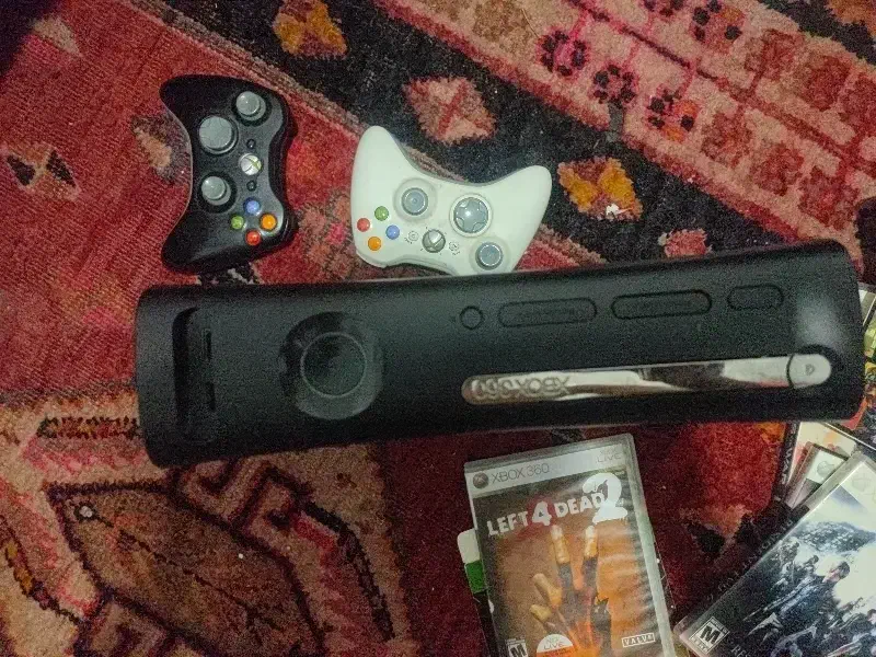 Xbox 360|کنسول، بازی ویدئویی و آنلاین|شیراز, شهرک بهار|دیوار