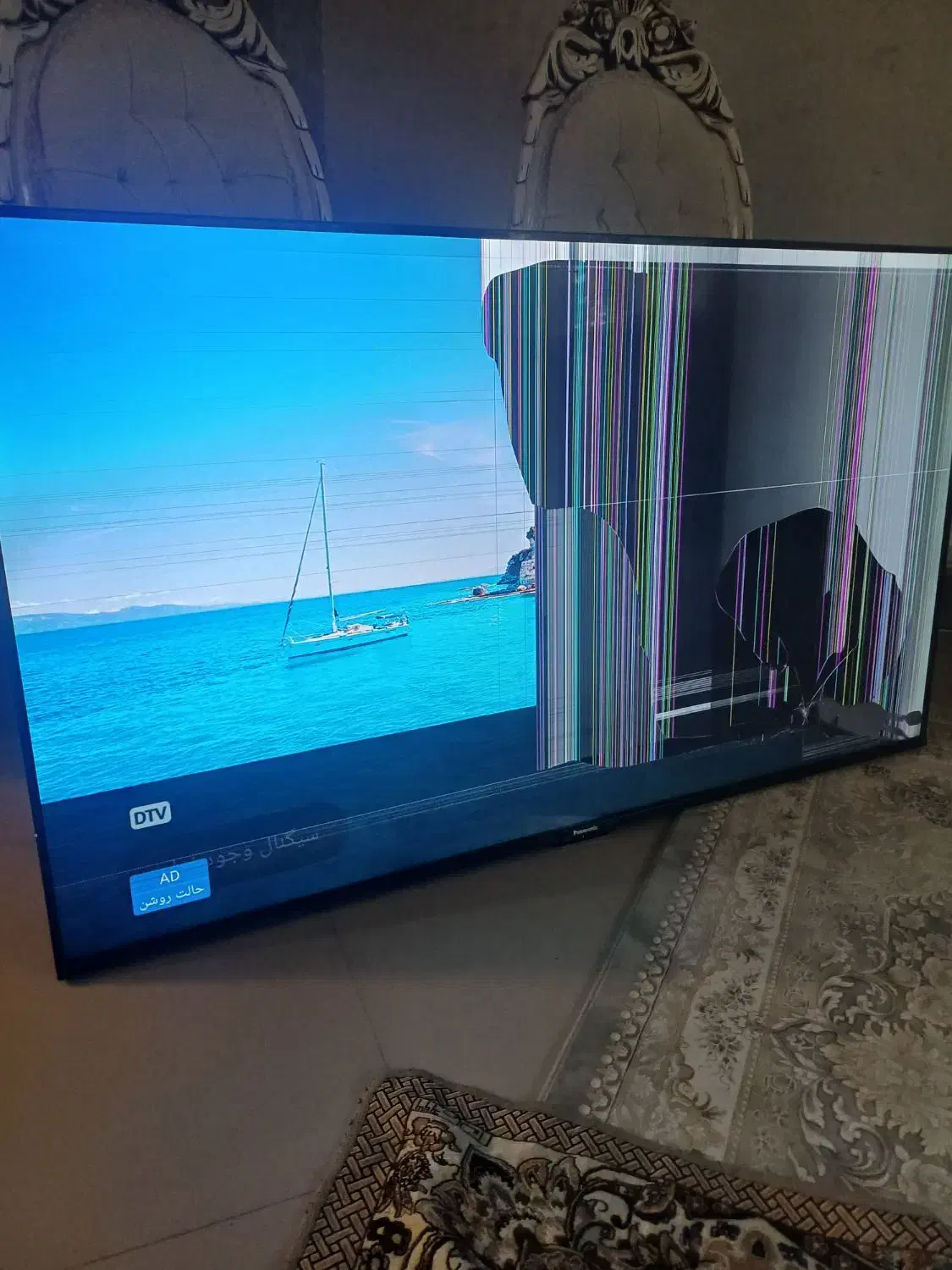 تلویزیون پاناسونیک نو ال ای دی ترک خورده ۵۵ اینچ|تلویزیون و پروژکتور|مشهد, نیروی هوایی|دیوار