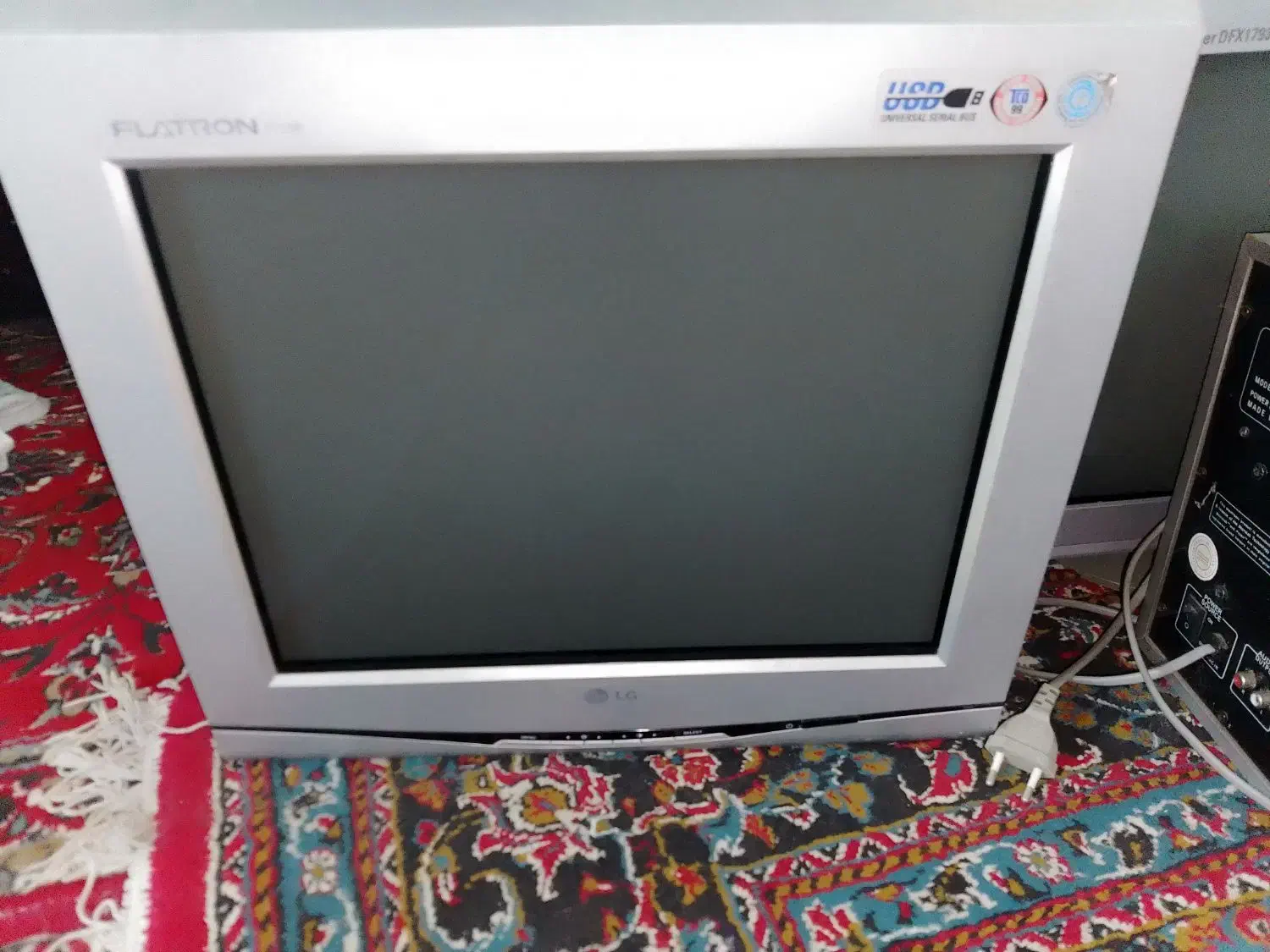 مانیتور ال جی ومانیتورسامسونگ|قطعات و لوازم جانبی رایانه|لنگرود, |دیوار