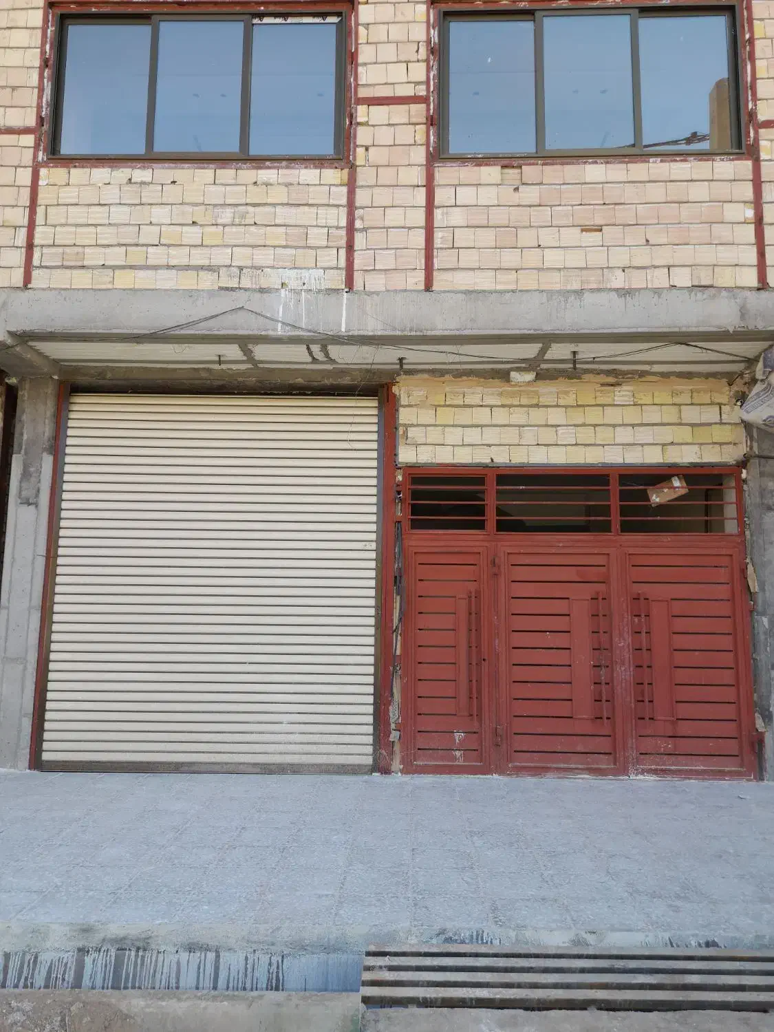 انباری ۴۰ متر رهن داده میشود|اجارهٔ مغازه و غرفه|قم, علی آباد|دیوار