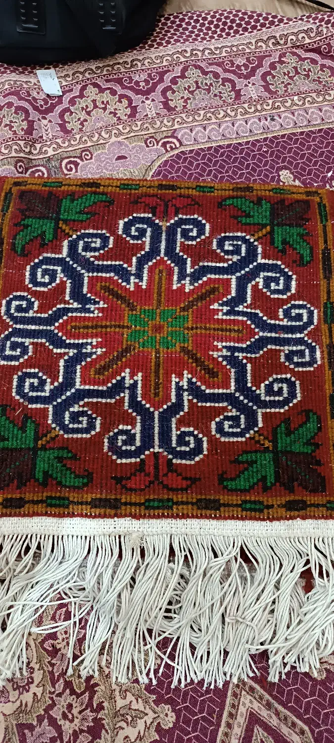 فرش رو صندلی|فرش|اهر, |دیوار