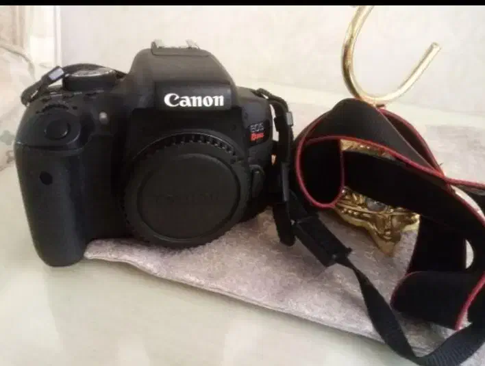 دوربین کنون 750D|دوربین عکاسی و فیلم‌برداری|تهران, والفجر (افسریه)|دیوار