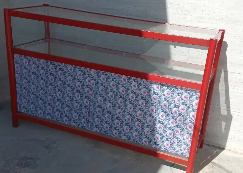 ویترین دو متری فروشی|بوفه، ویترین، کنسول|زرین آباد, |دیوار