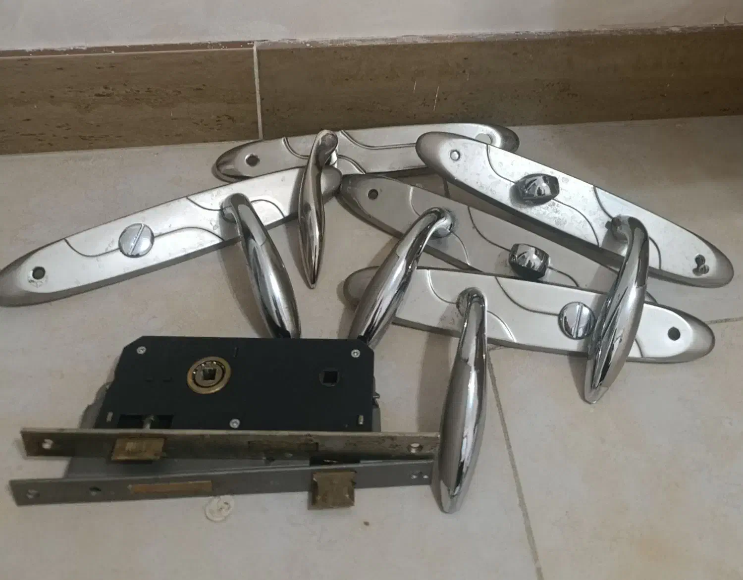 دستگیره|ابزارآلات|سمنان, |دیوار