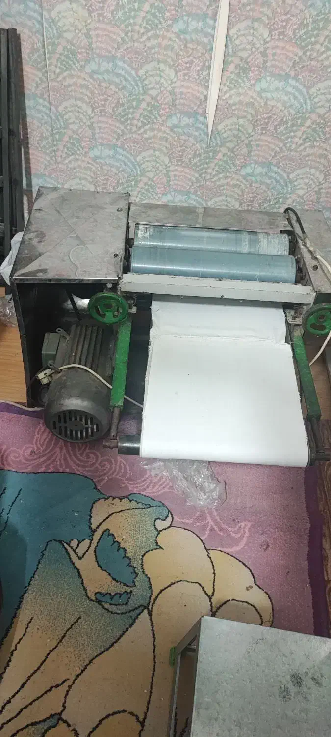 دستگاه خمیر پهن کن|کافیشاپ و رستوران|بندر ماهشهر, |دیوار