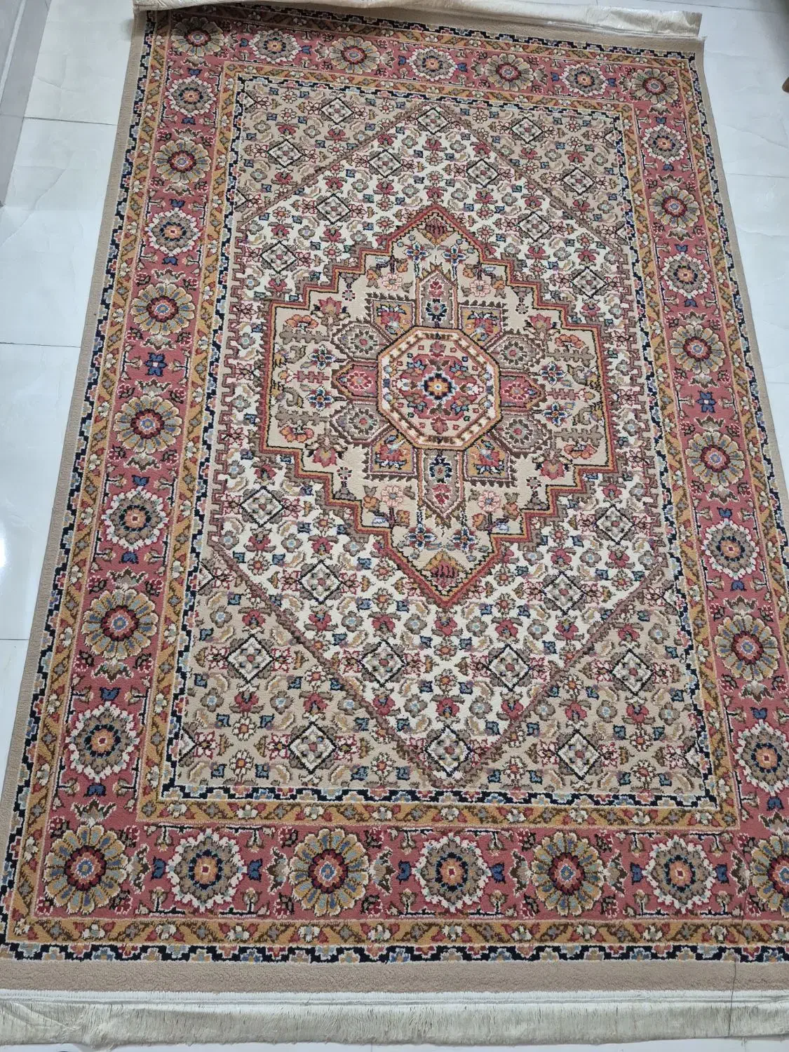 گلیم فرش کاملا سالم|گلیم، جاجیم، گبه|اراک, |دیوار