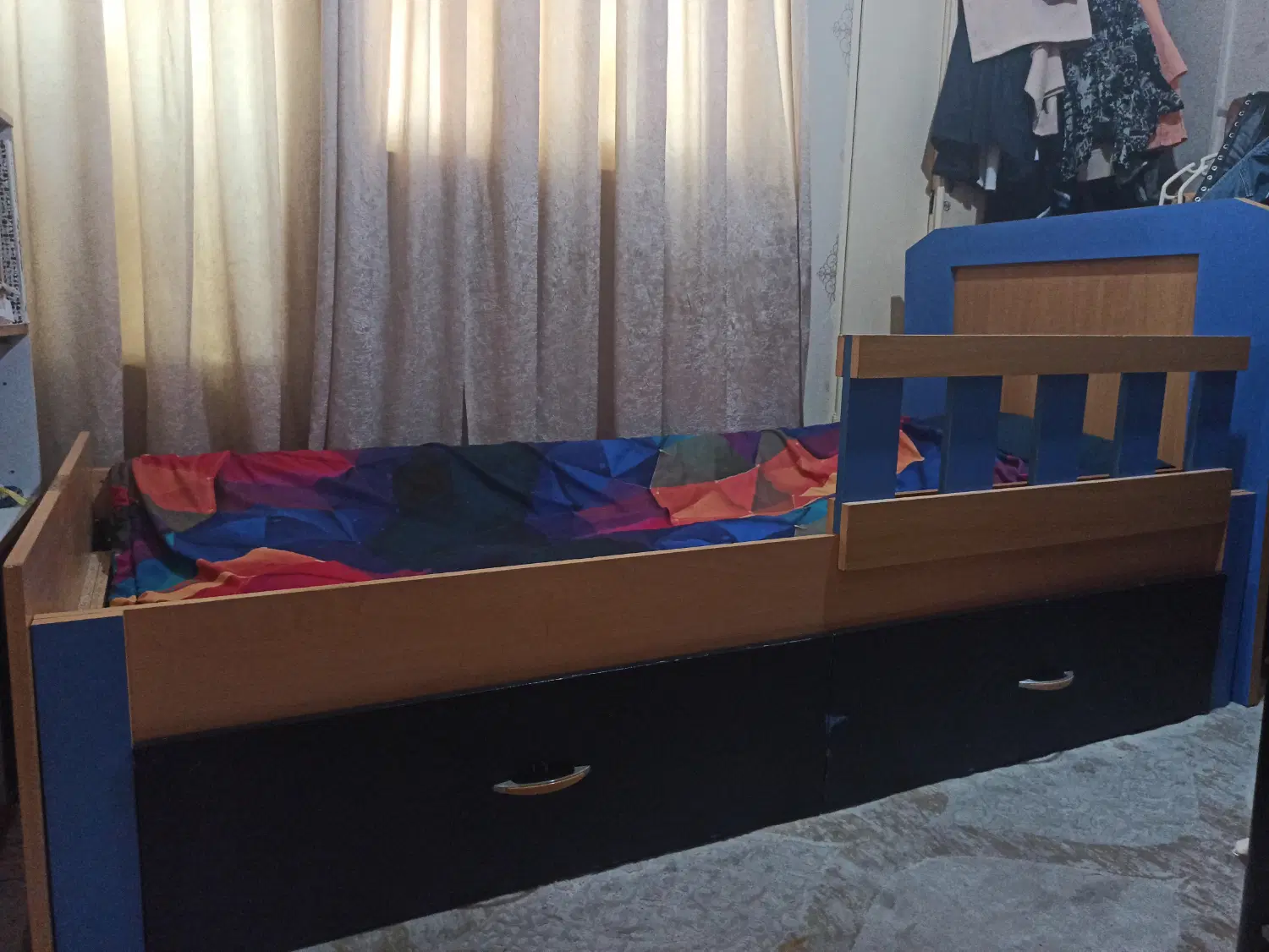 تخت|تخت و سرویس خواب|زنجان, |دیوار