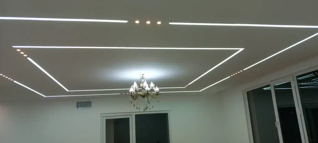 برنز اصلی. پنج شاخه. ده گل|لوستر و چراغ آویز|کرمانشاه, |دیوار