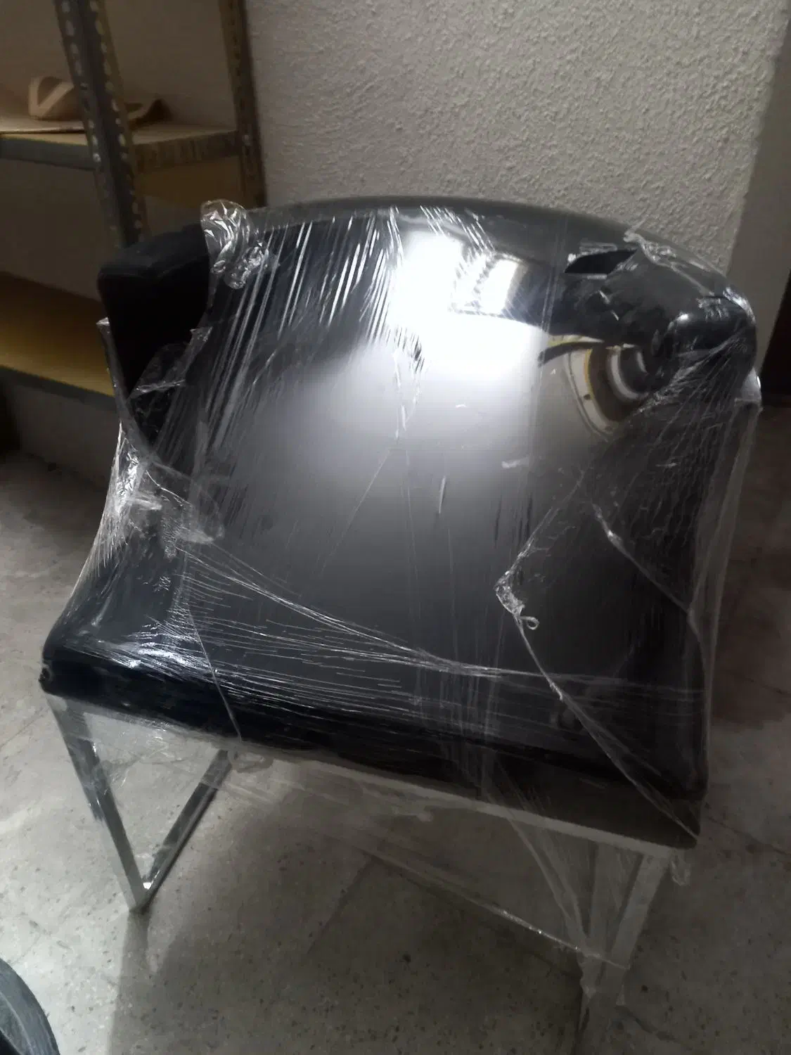 وسایل ارابشگاه|آرایشگاه و سالن‌های زیبایی|خمین, |دیوار