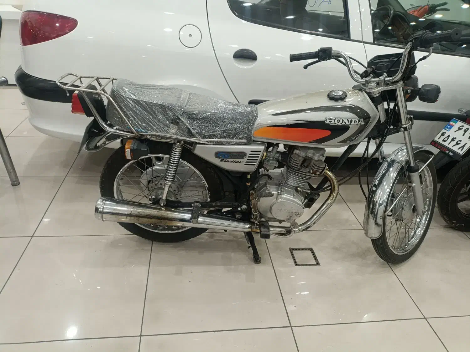 موتور 125 تند سوپر|موتورسیکلت|شیراز, مسلم|دیوار