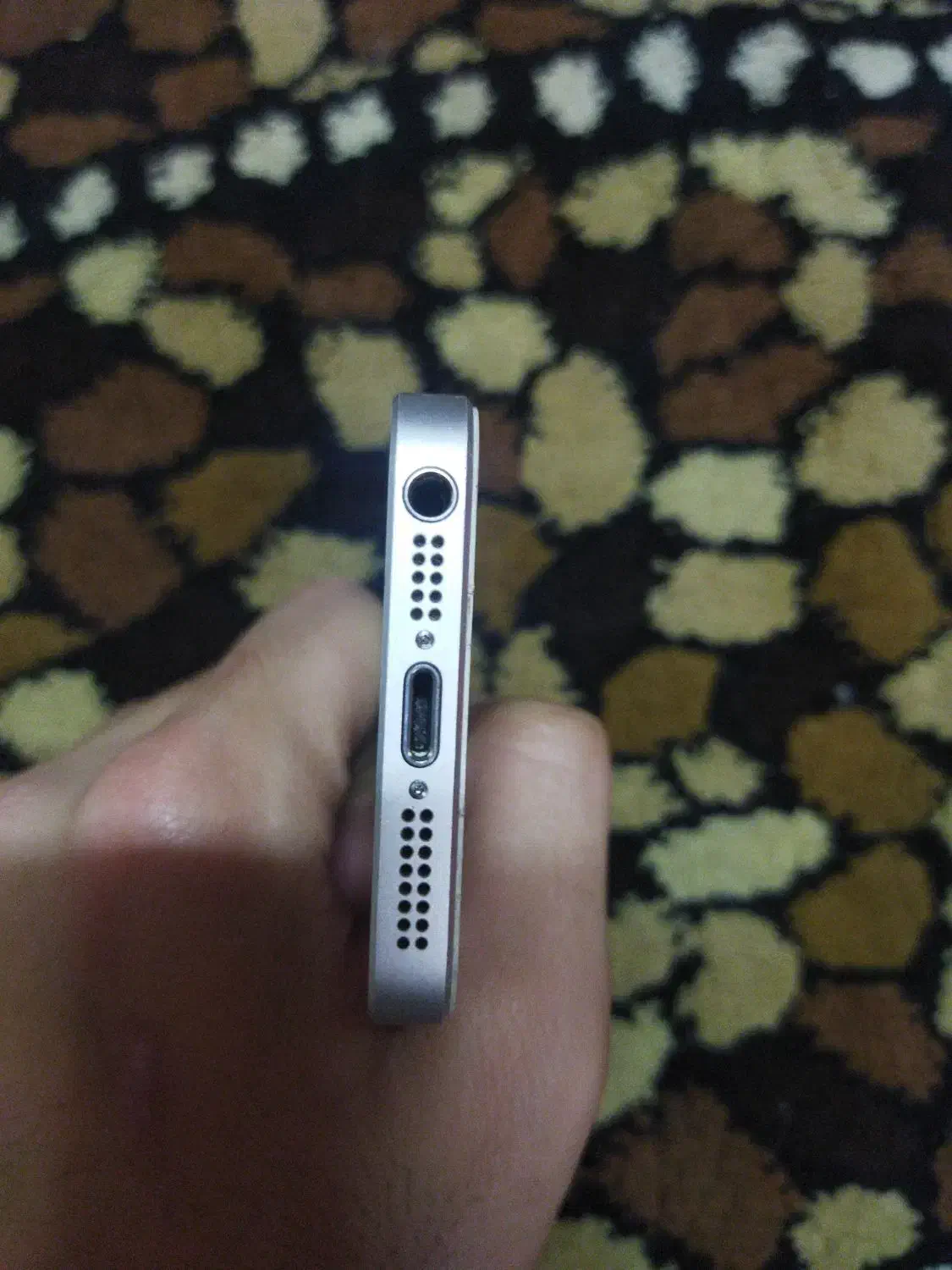 ایفون se 2016|موبایل|رشت, شهرک صبا|دیوار