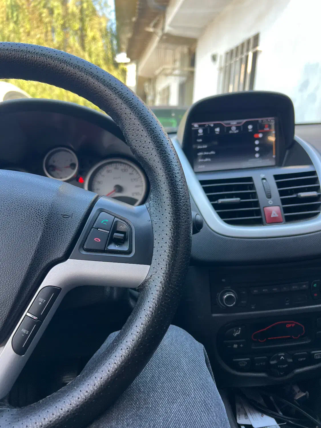 ۲۰۷ بیرنگ تک برگ سند|خودرو سواری و وانت|ساری, |دیوار