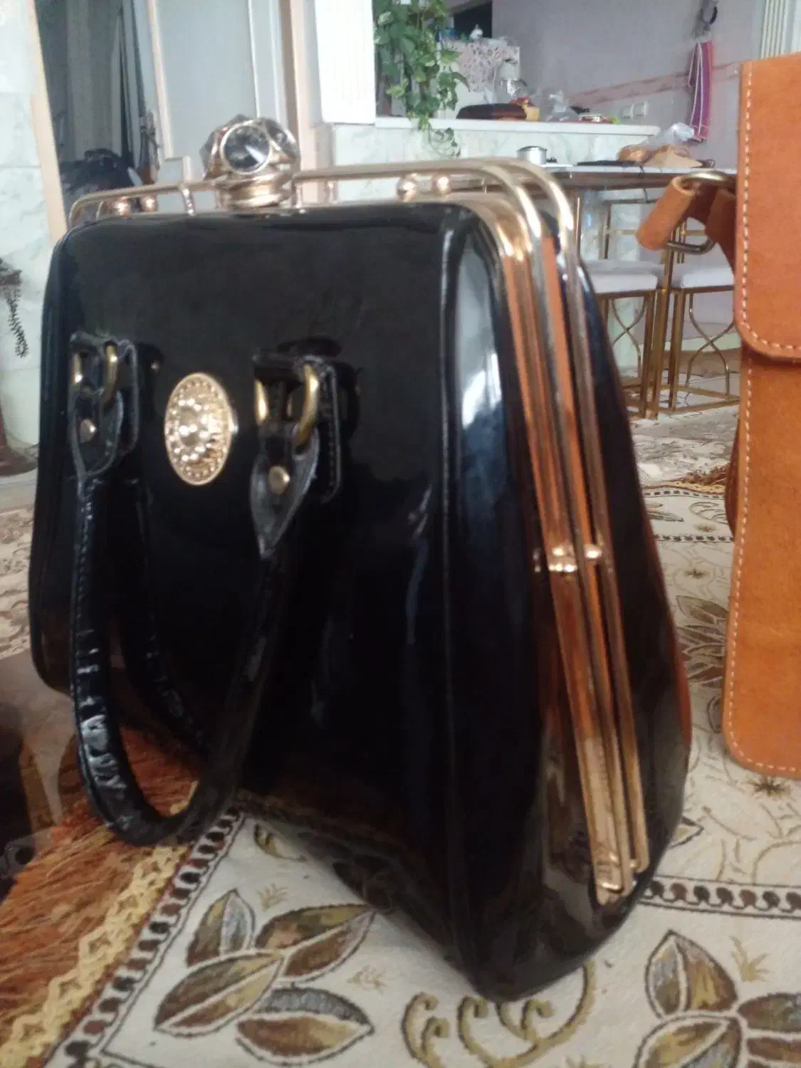 دوعدد کیف چرم و ورنی|کیف، کفش، کمربند|مشهد, فاطمیه|دیوار