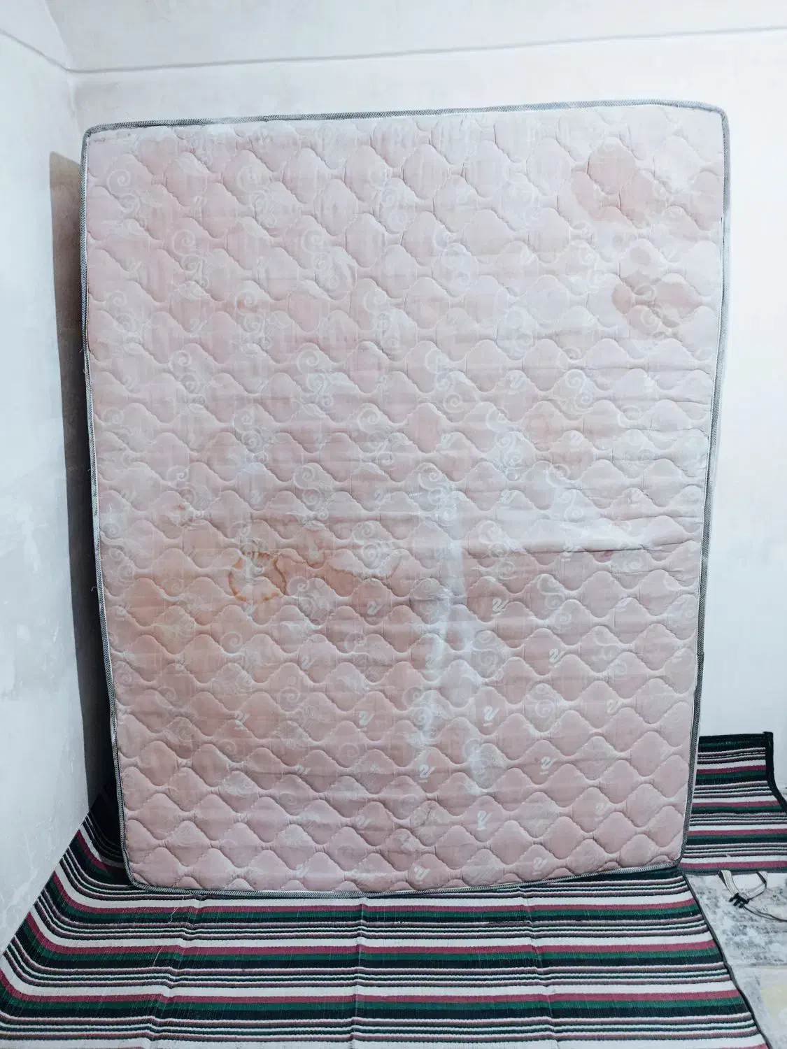 خوشخواب دو نفره|تشک تختخواب|سبزوار, مدرس|دیوار