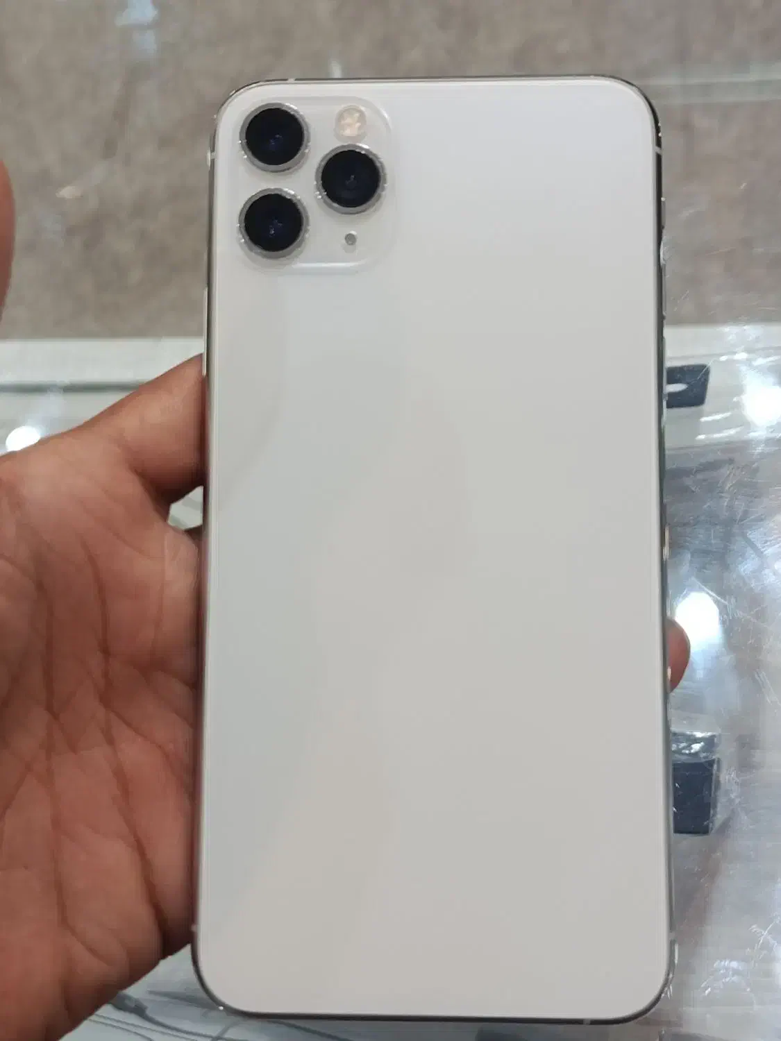 11pro max|موبایل|اصفهان, دستگرده|دیوار