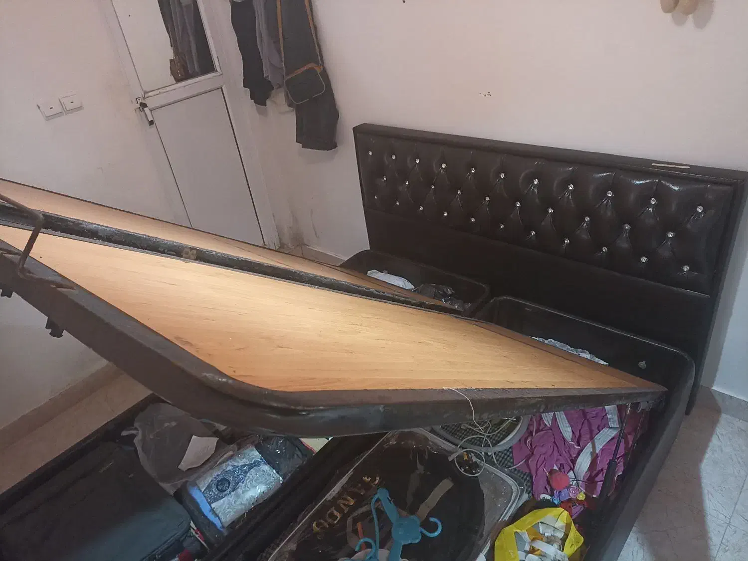 تخت خواب دونفره|تخت و سرویس خواب|رشت, ولکس|دیوار