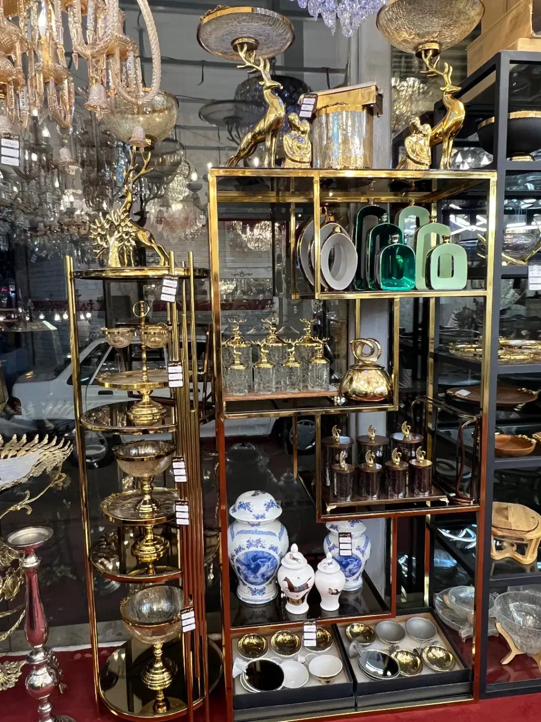 گالری لاوین|لوستر و چراغ آویز|قرچک, مهدیه|دیوار