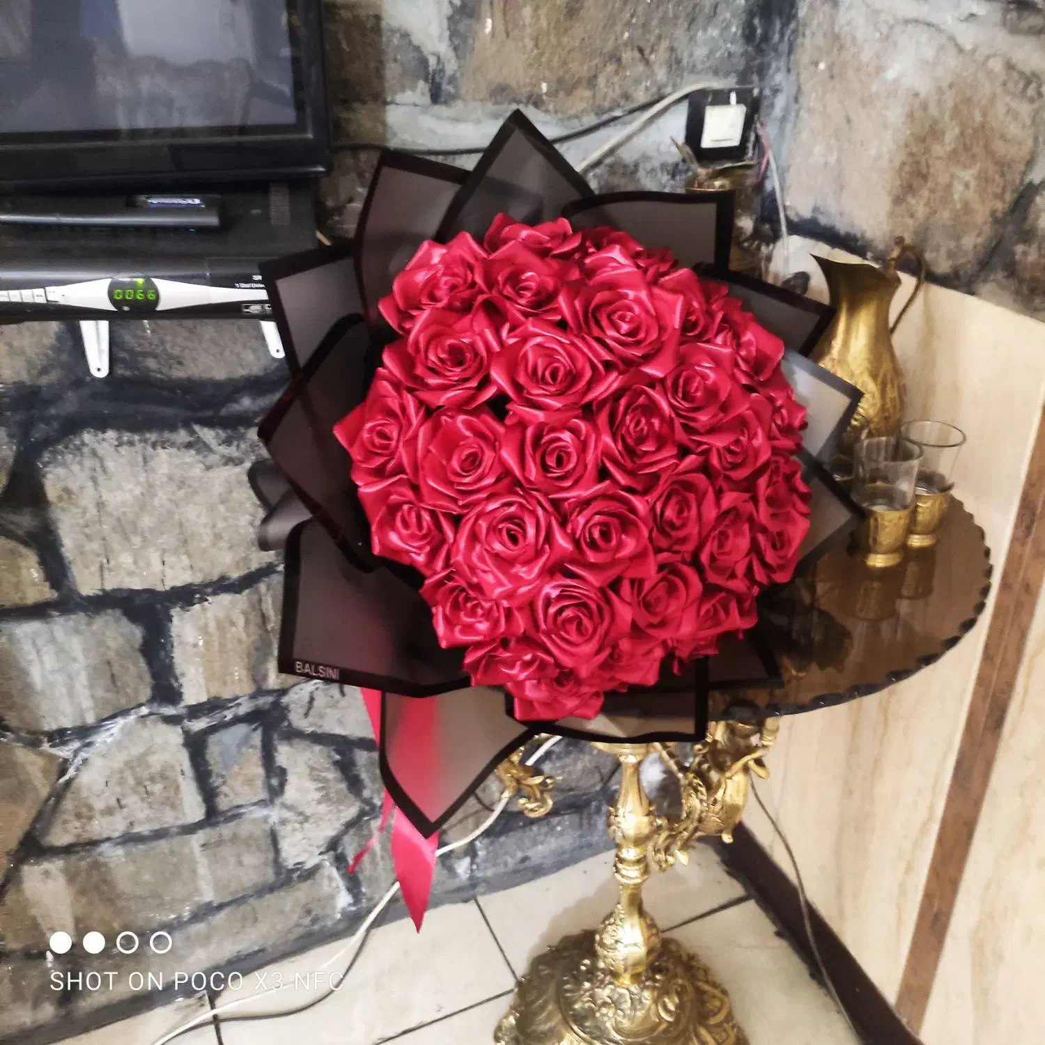 عروسکی|گل مصنوعی|همدان, |دیوار