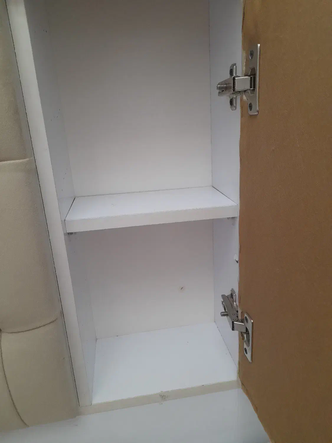 یک جفت تخت یک نفره به همراه یک دشک|تشک تختخواب|رشت, حومه رشت|دیوار