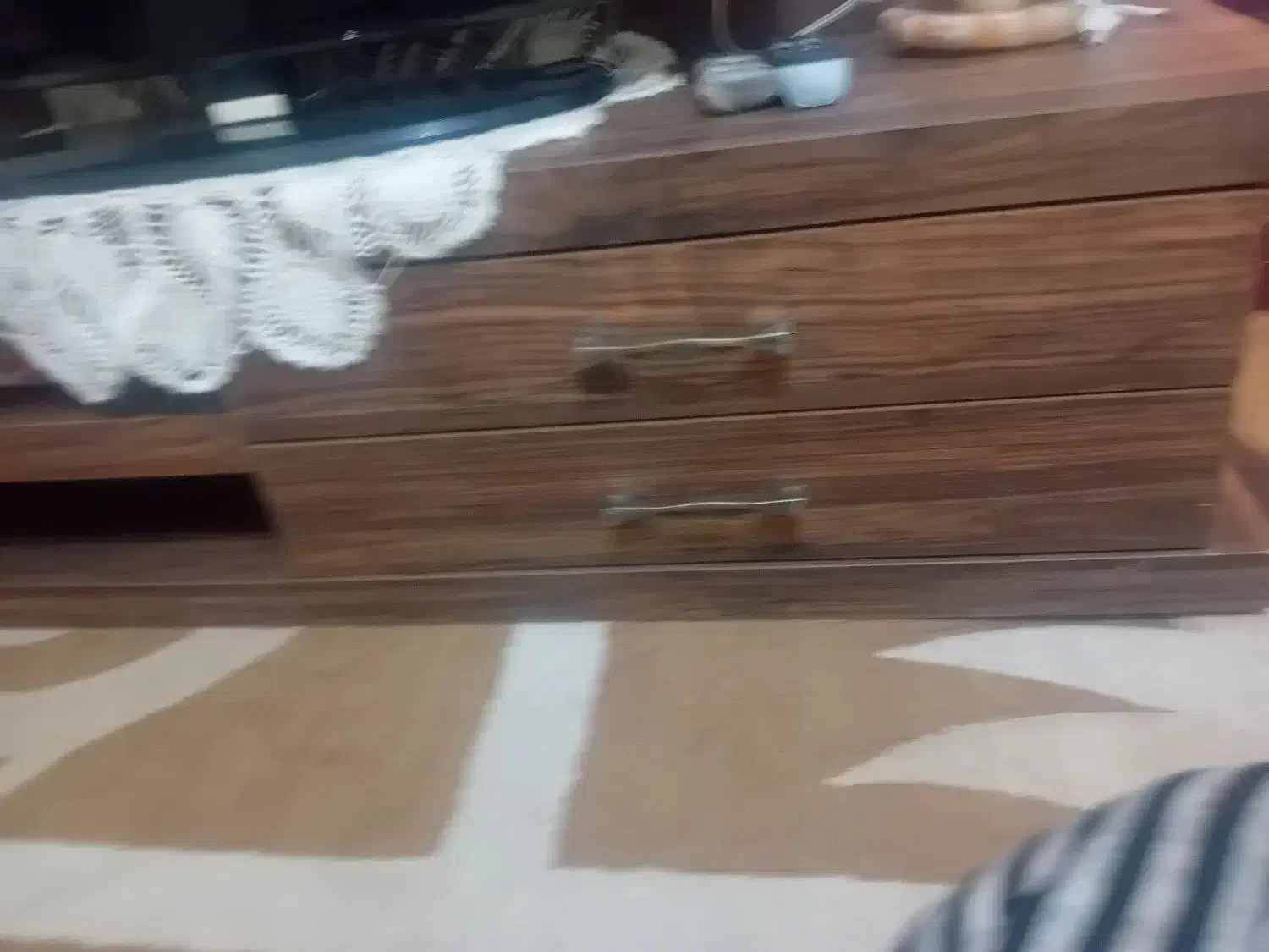 میزTV|میز تلویزیون|شیراز, لب آب|دیوار