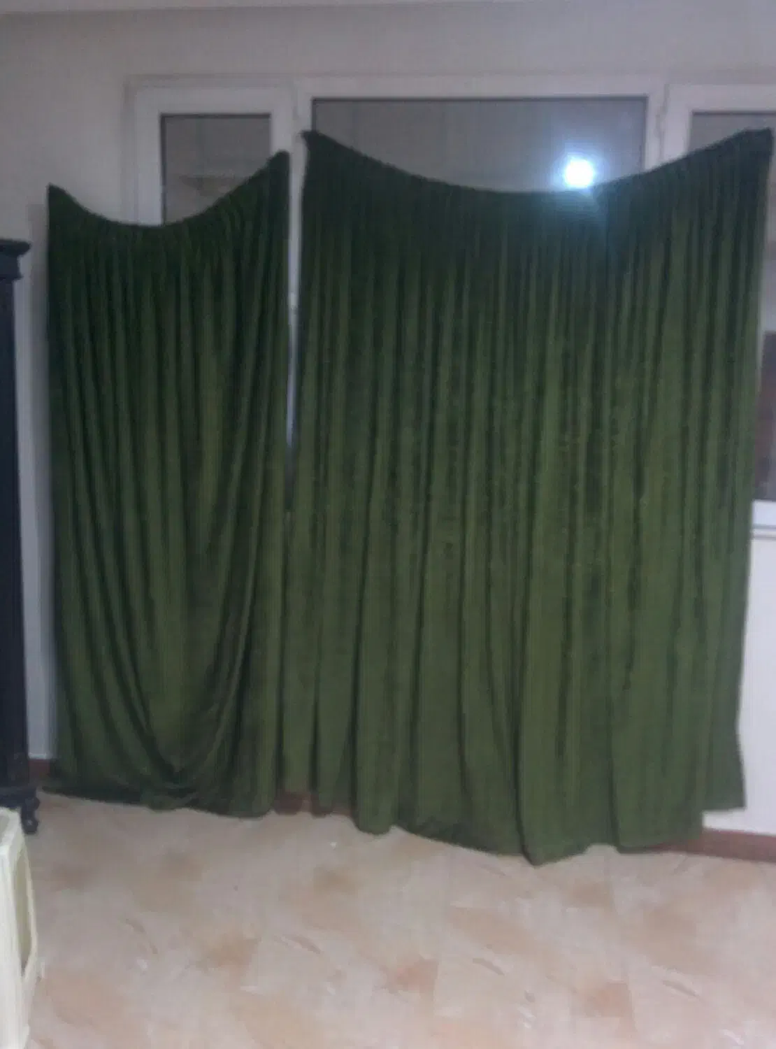 پرده نو وآماده نصب عرض دو ویک متر طول دونیم|پرده، رانر، رومیزی|نسیم‌شهر, |دیوار