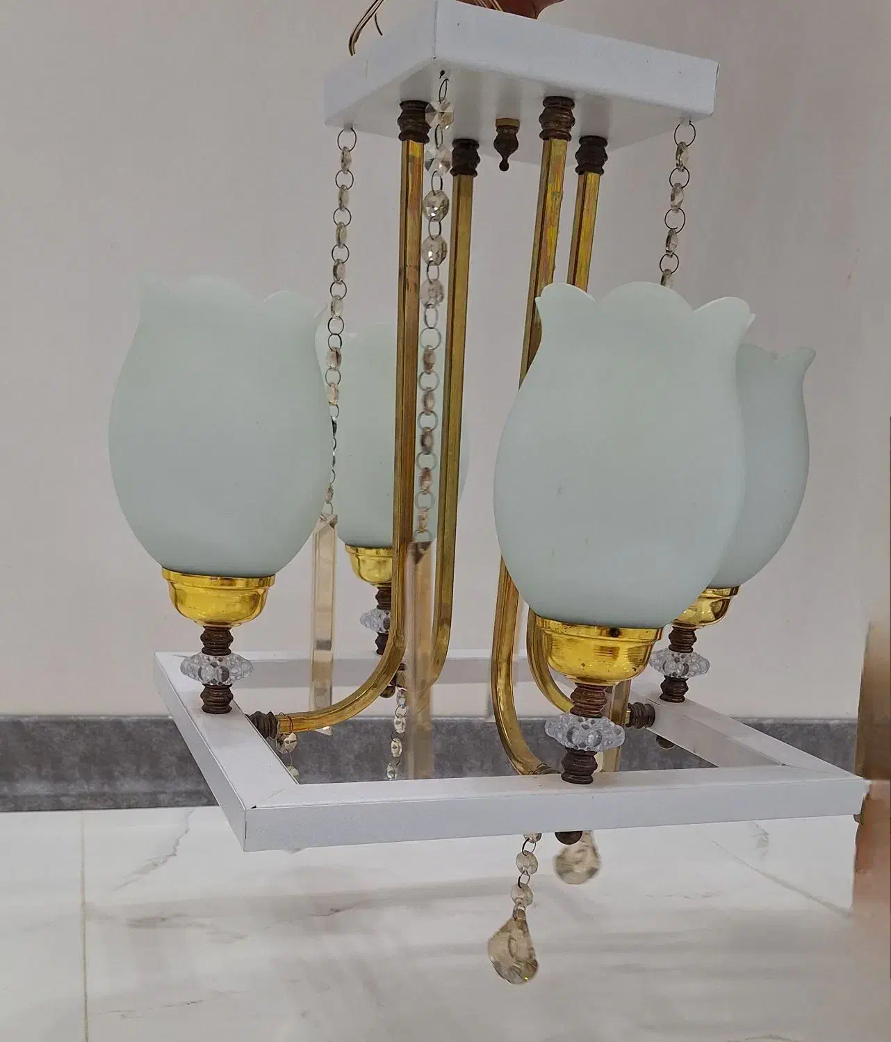 لوستر|لوستر و چراغ آویز|بروجرد, |دیوار