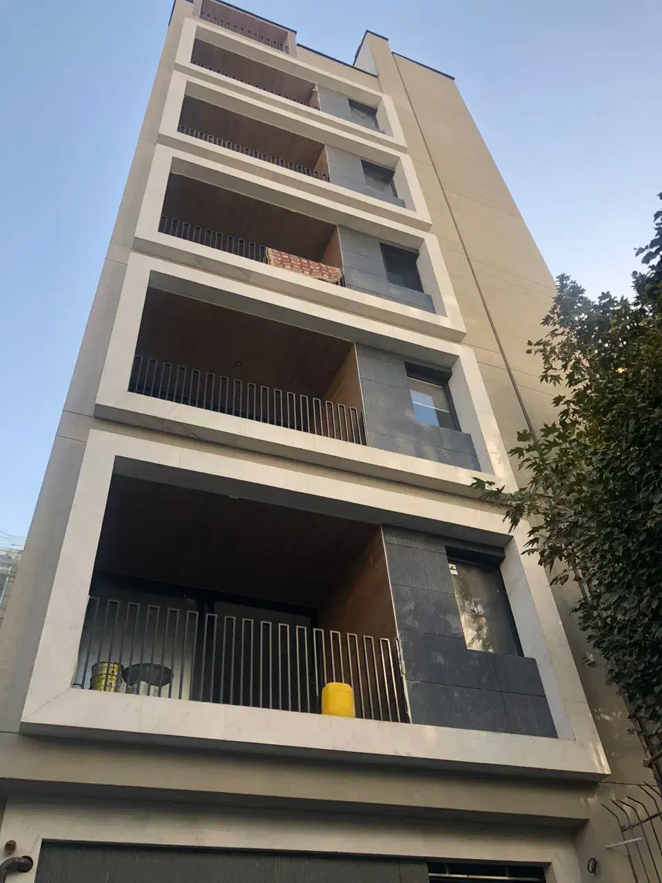 ۱۵۲ متر مدرن نوساز /تکواحدی طبقه اخر|فروش آپارتمان|تهران, دزاشیب|دیوار