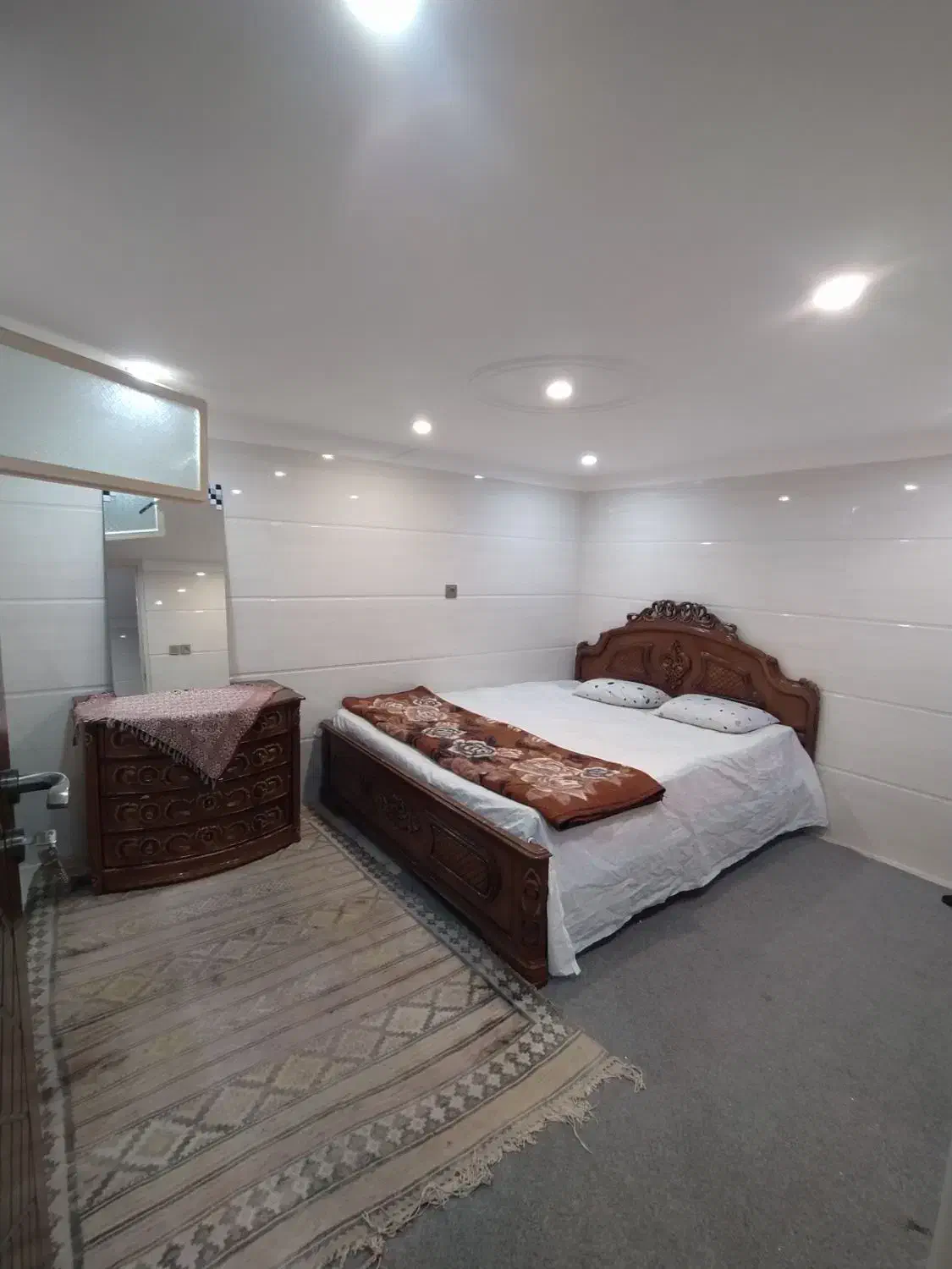 اجاره روزانه هفتگی ماهانه سوییت مرکزشهر|اجارهٔ کوتاه‌مدت آپارتمان و سوئیت|یزد, |دیوار