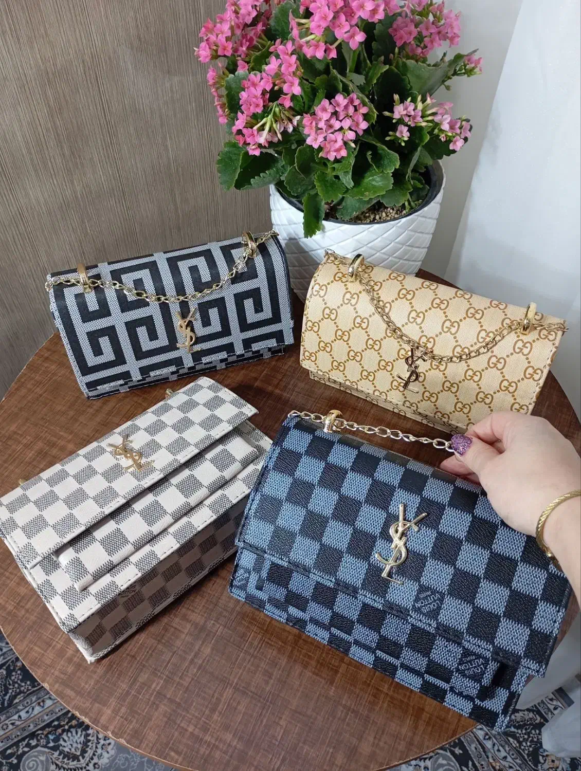 خاص پسند ها|کیف، کفش، کمربند|ساری, |دیوار