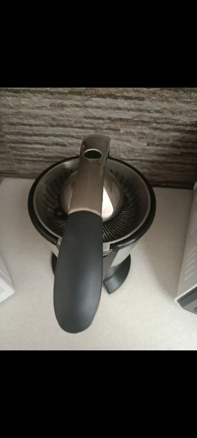 آبمیوه گیری برقی|آبمیوه‌گیر و آب‌مرکبات‌گیر|سنندج, |دیوار