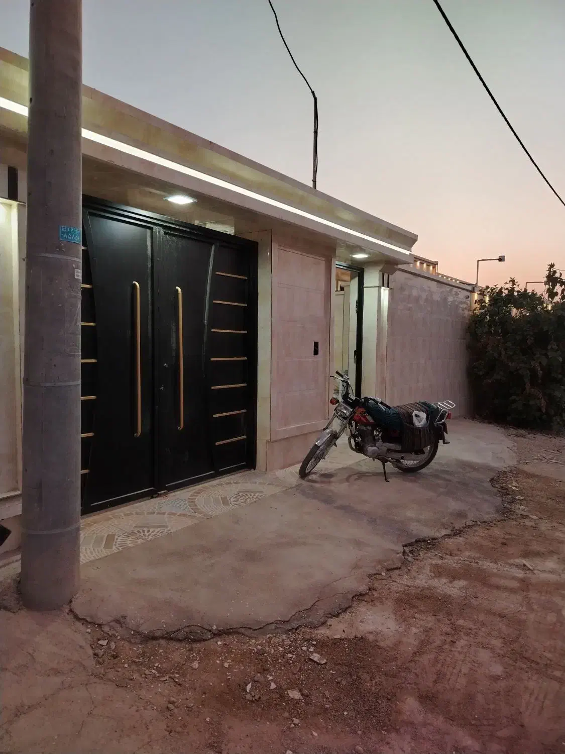 فروش خانه ویلایی ۱۶۰ متری ۳ خوابه|فروش خانه و ویلا|برازجان, |دیوار