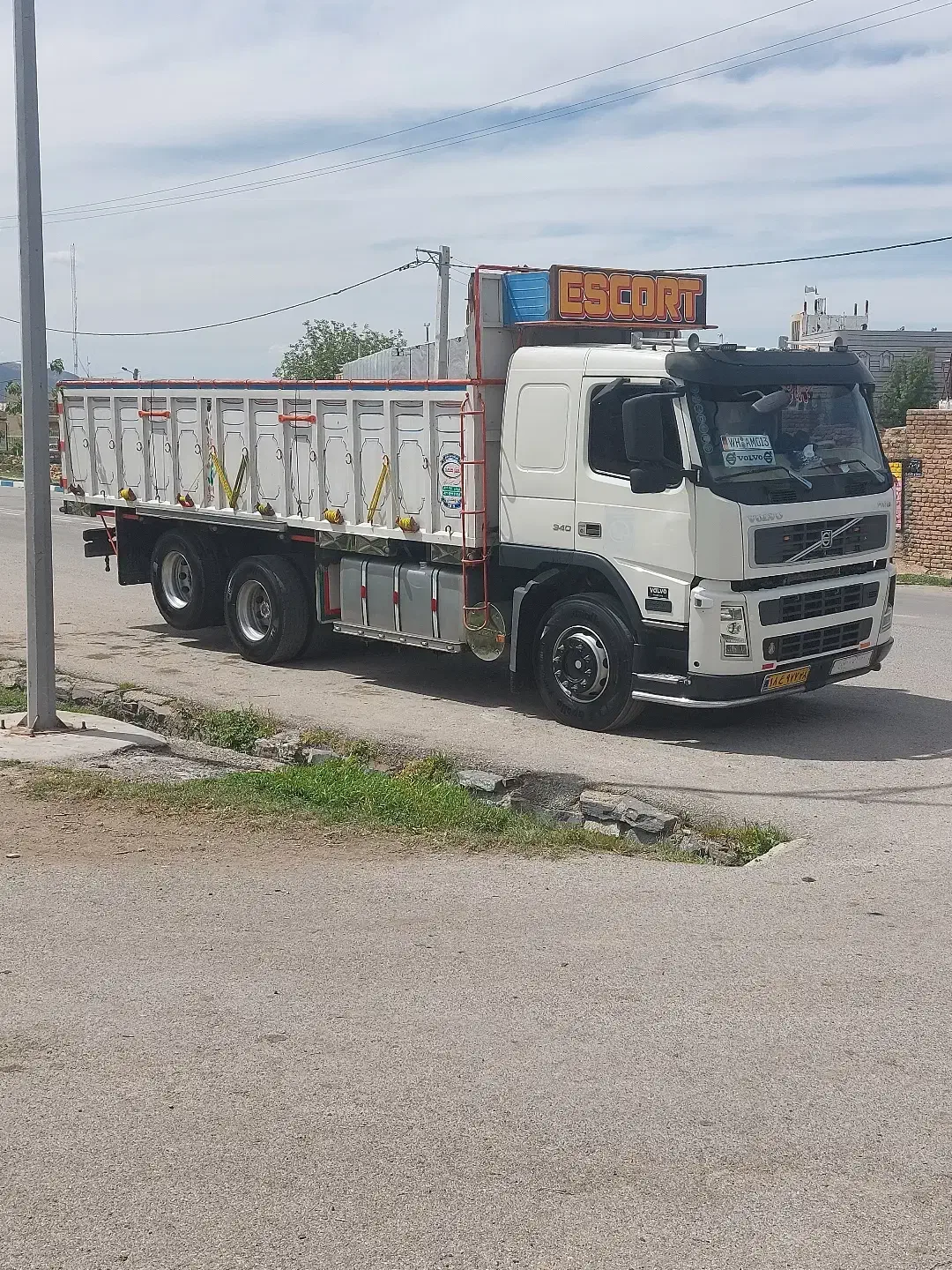 مدل ۸۲|خودرو سنگین|نهاوند, |دیوار