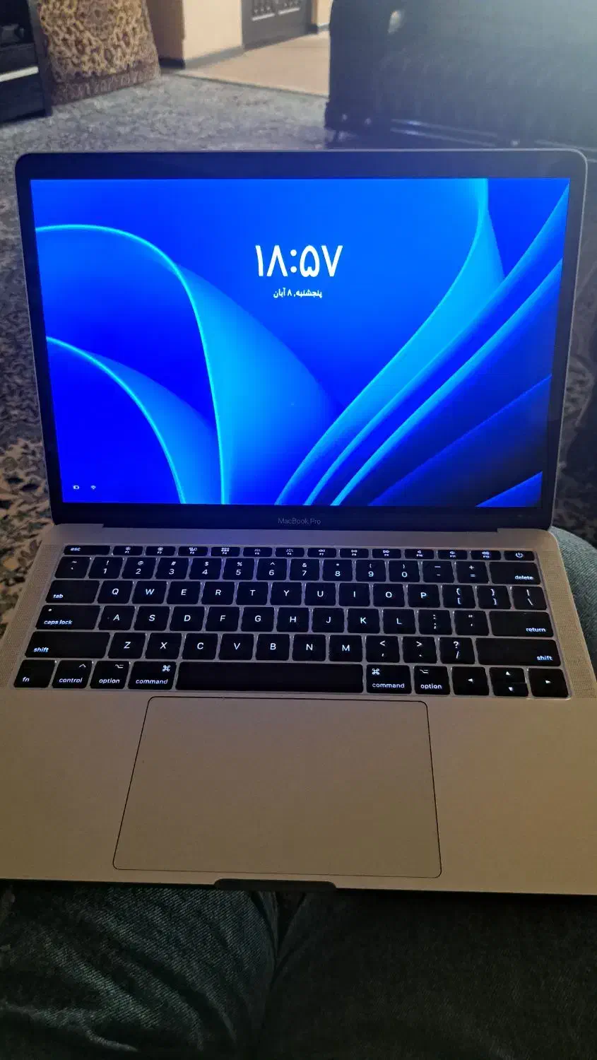 MacBook pro|رایانه همراه|قم, زنبیل آباد|دیوار