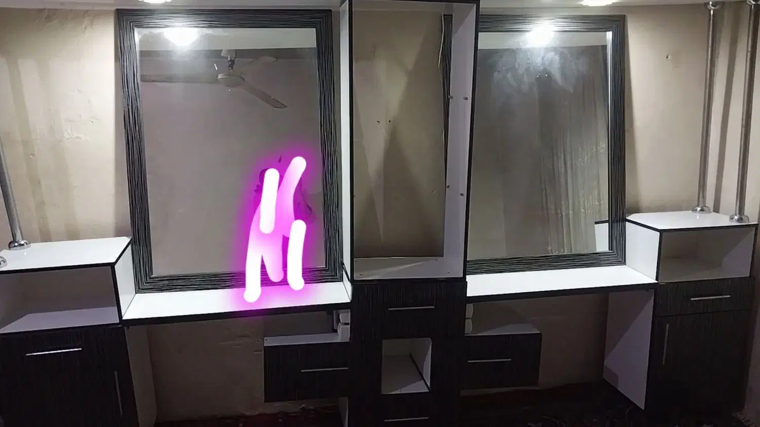 دکور آرایشگاه|آرایشگاه و سالن‌های زیبایی|علی‌آباد کتول, |دیوار