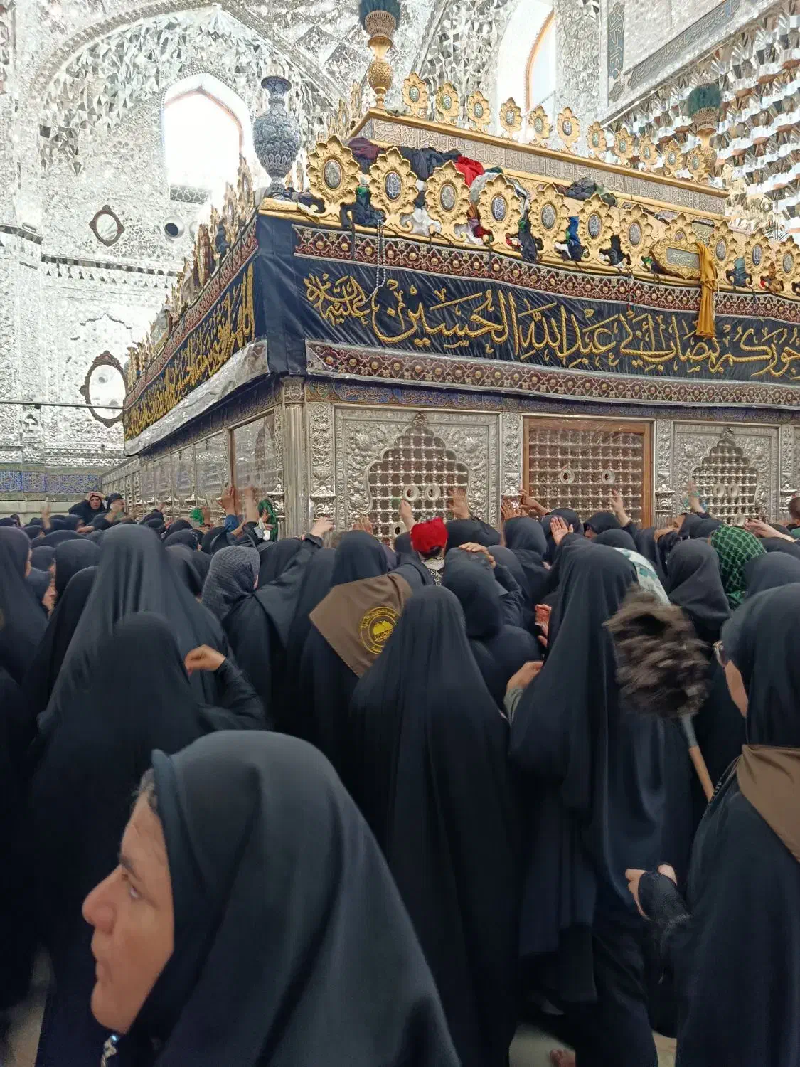 کربلایی معلی|تور و چارتر|هشتگرد, شهرک گلها|دیوار