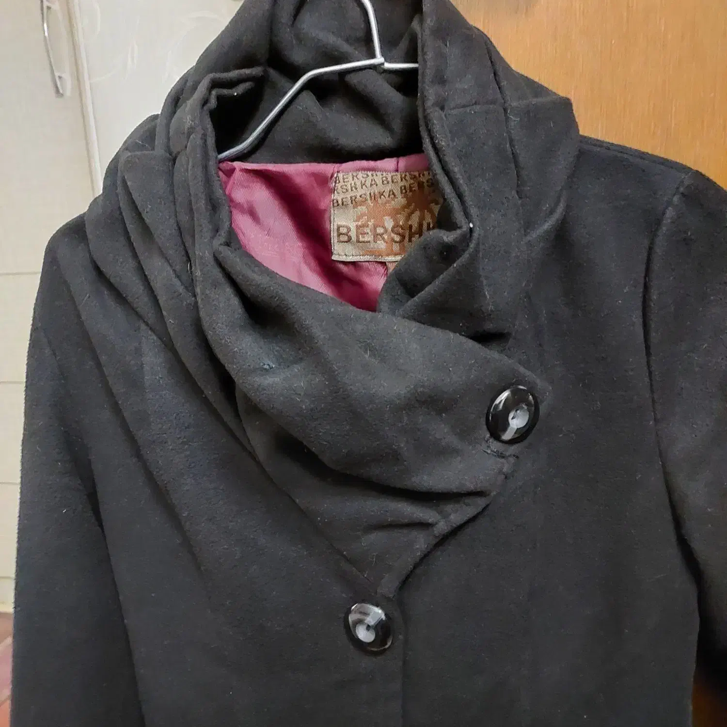 پالتو|لباس|تهران, فلسطین (میدان انقلاب)|دیوار