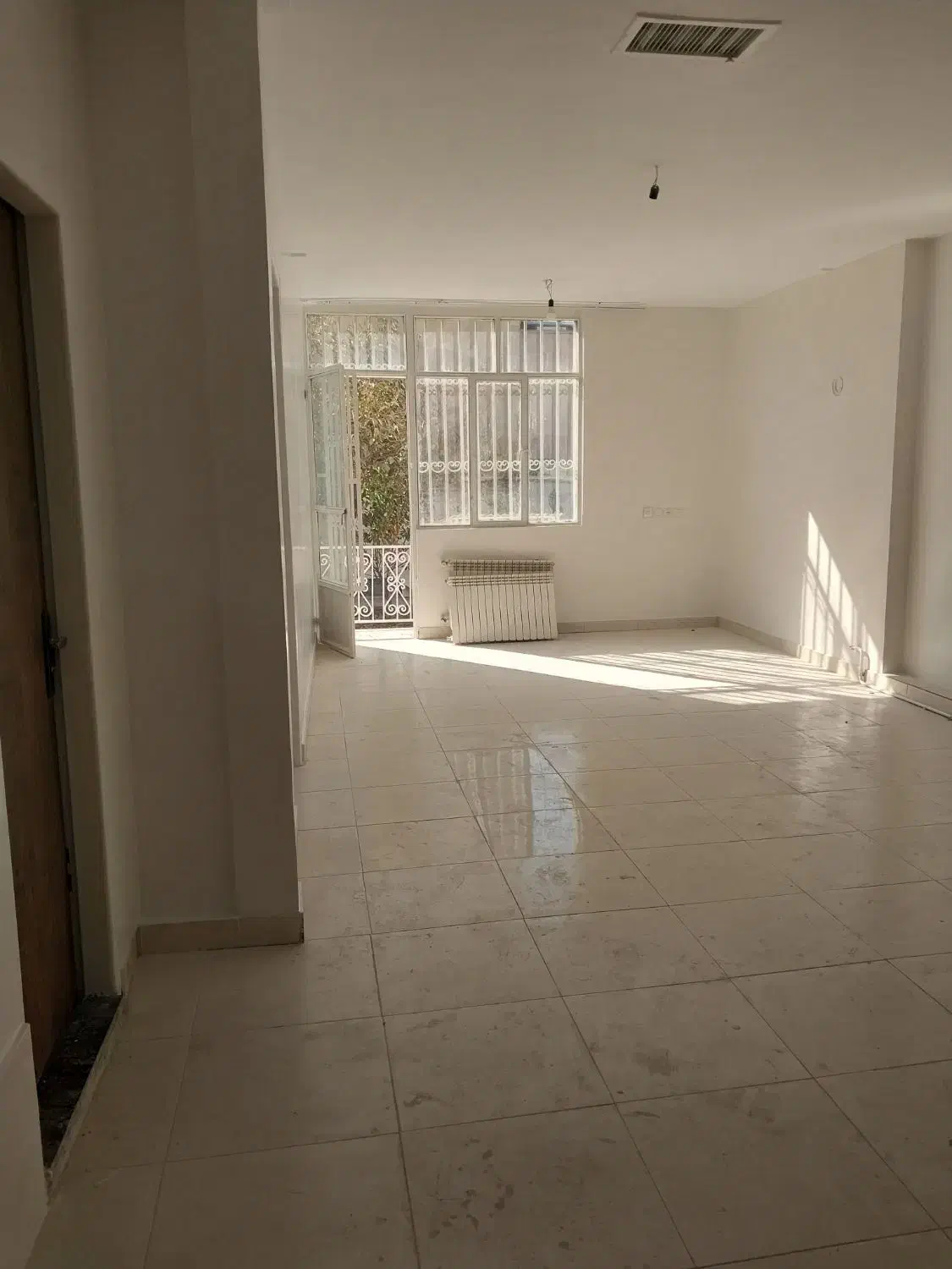 بالای اتریش حیاط دار