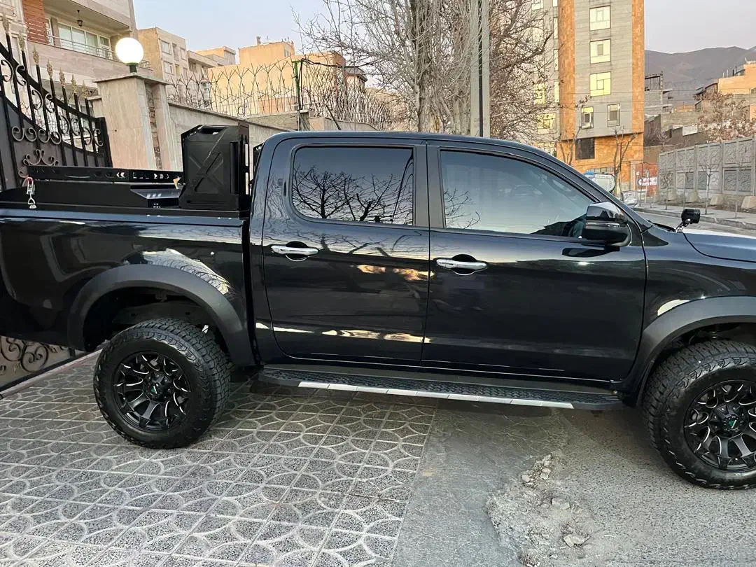 کی ام سی تی ۸ مدل ۴۰۲|خودرو سواری و وانت|کرج, حاجی آباد|دیوار