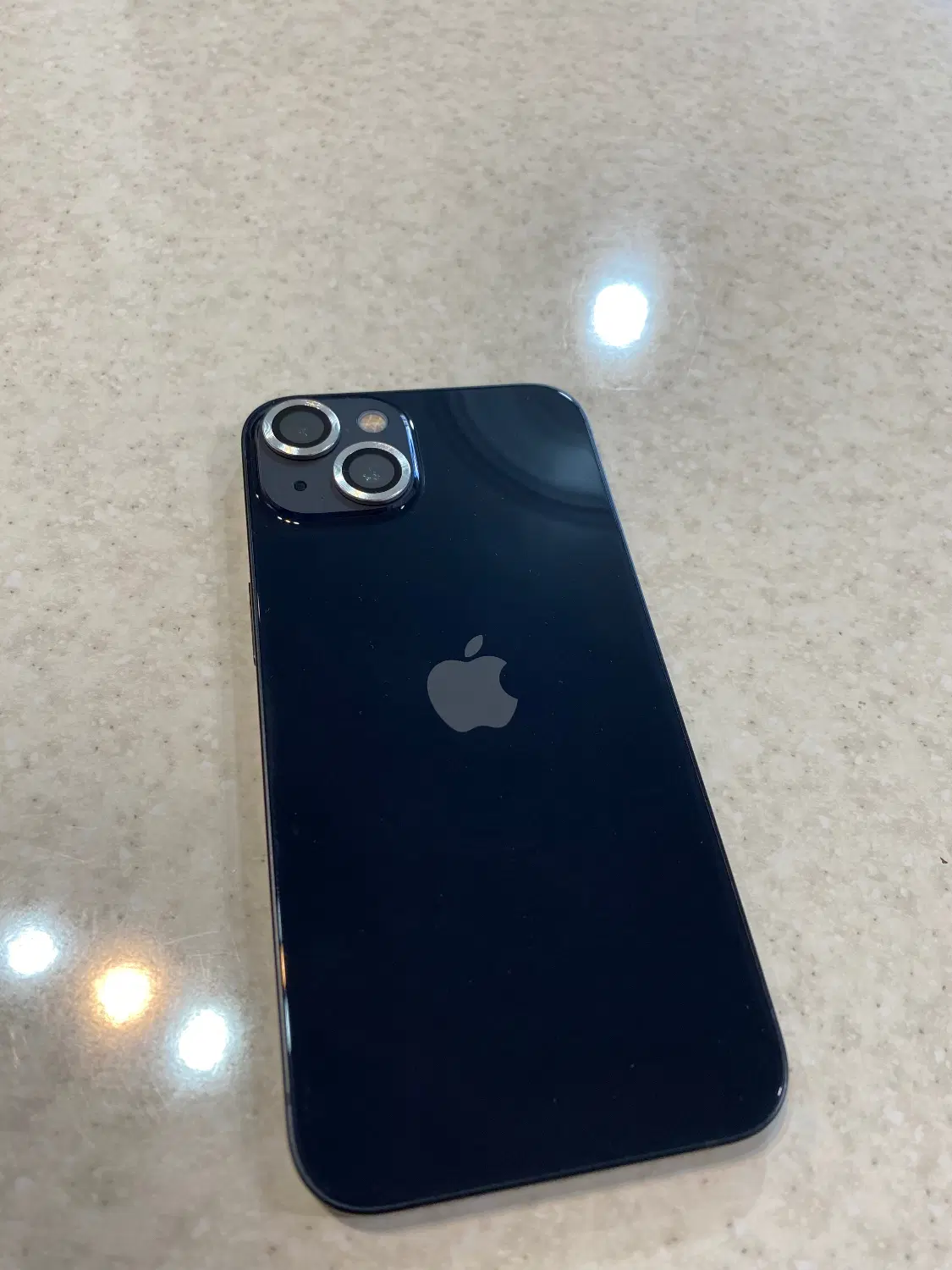 Iphone 13|موبایل|اندیشه, اندیشه فاز ۳|دیوار