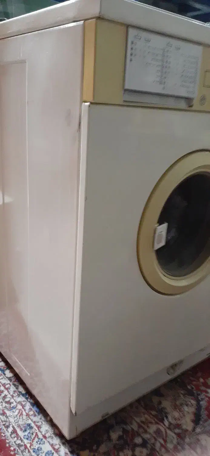3عدد ماشین لباسشویی  کهنه شویی  دو عدد هود|ماشین لباسشویی و خشک‌کن لباس|تبریز, |دیوار