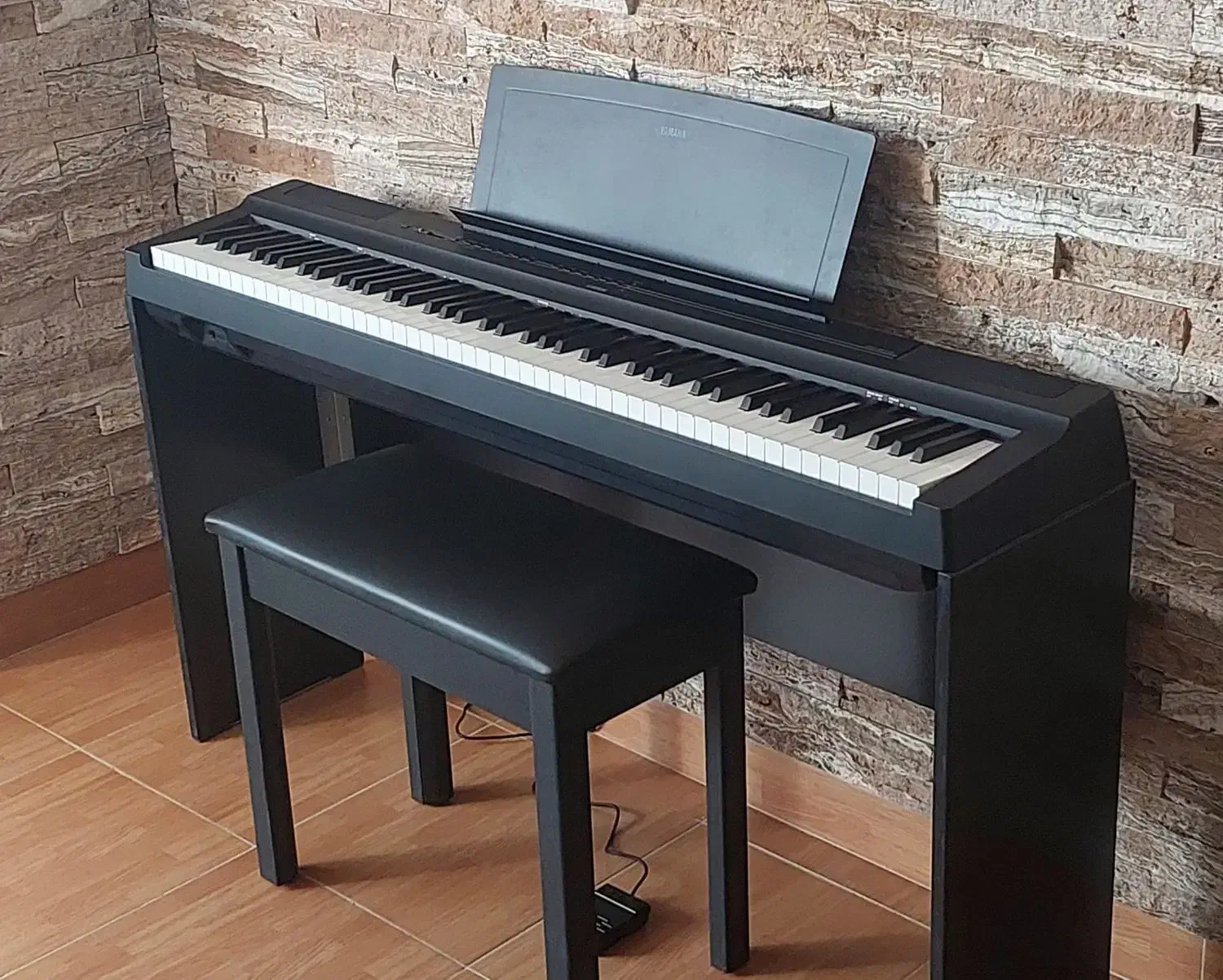 پیانو دیجیتال Yamaha P-125|پیانو، کیبورد، آکاردئون|چالوس, |دیوار