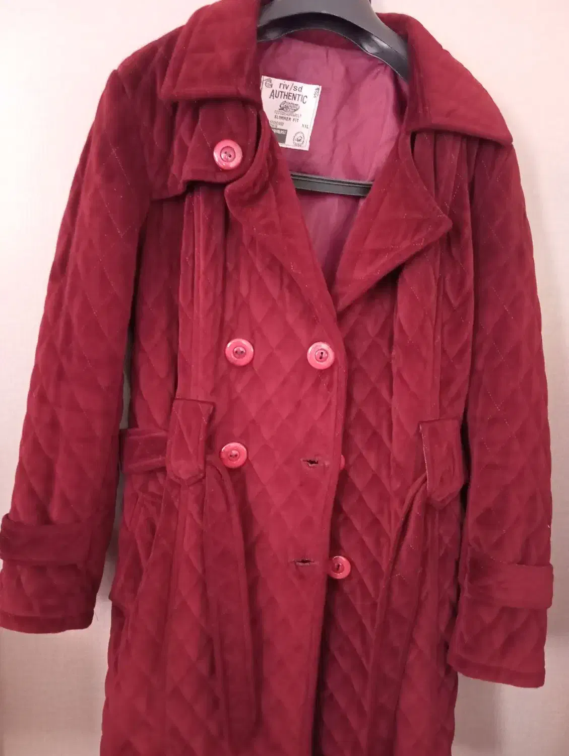 پافر دو رویه|لباس|شهریار, شهریار|دیوار