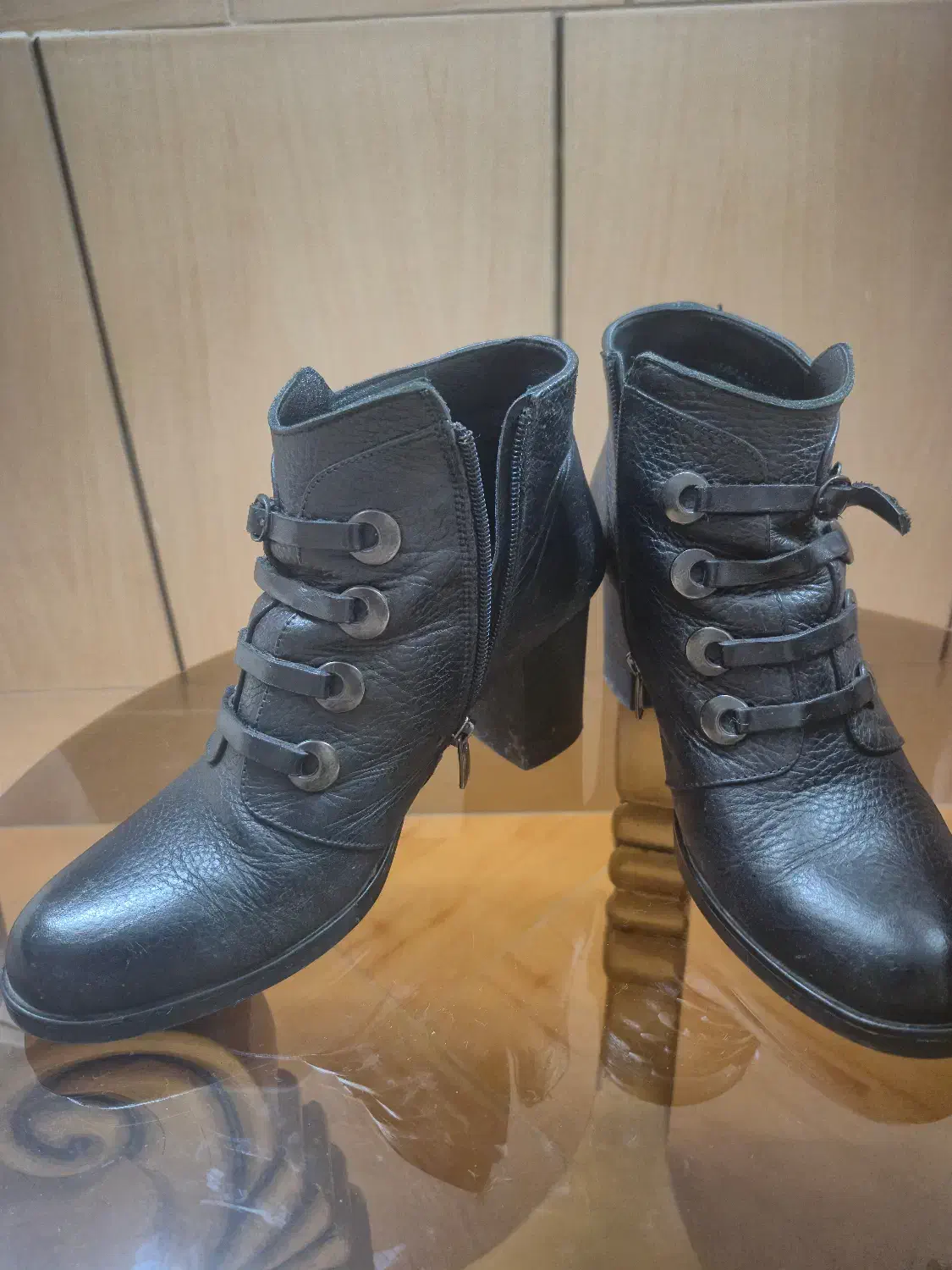 نیم بوت چرم طبیعی|کیف، کفش، کمربند|اصفهان, شهرک میلاد|دیوار