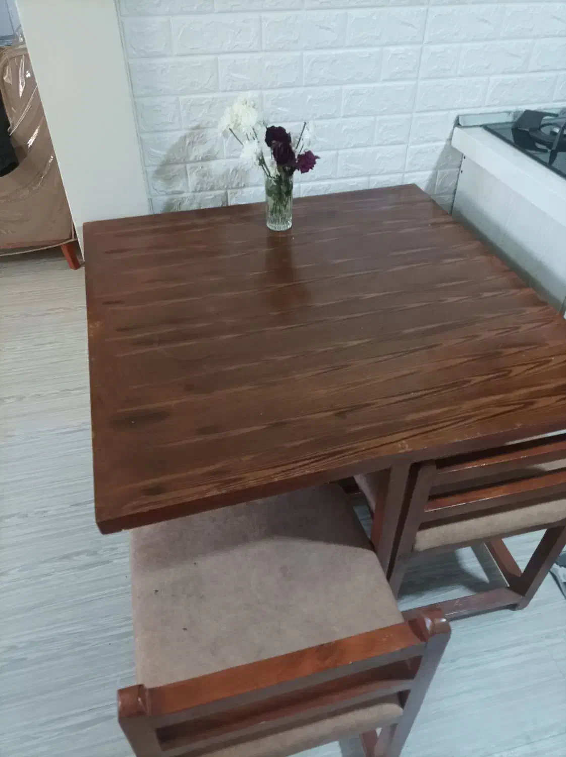 میز غذا خوری سالم تمیز|میز و صندلی غذاخوری|همدان, |دیوار