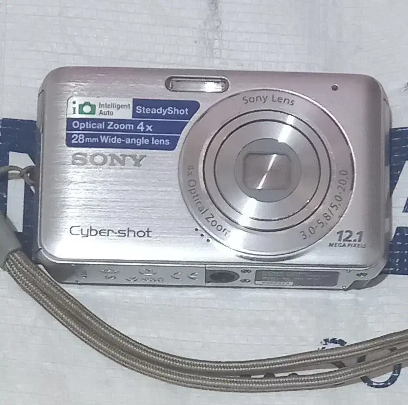 دوربین دیجیتال سونی در حد|دوربین عکاسی و فیلمبرداری|اندیشه, اندیشه فاز ۳|دیوار