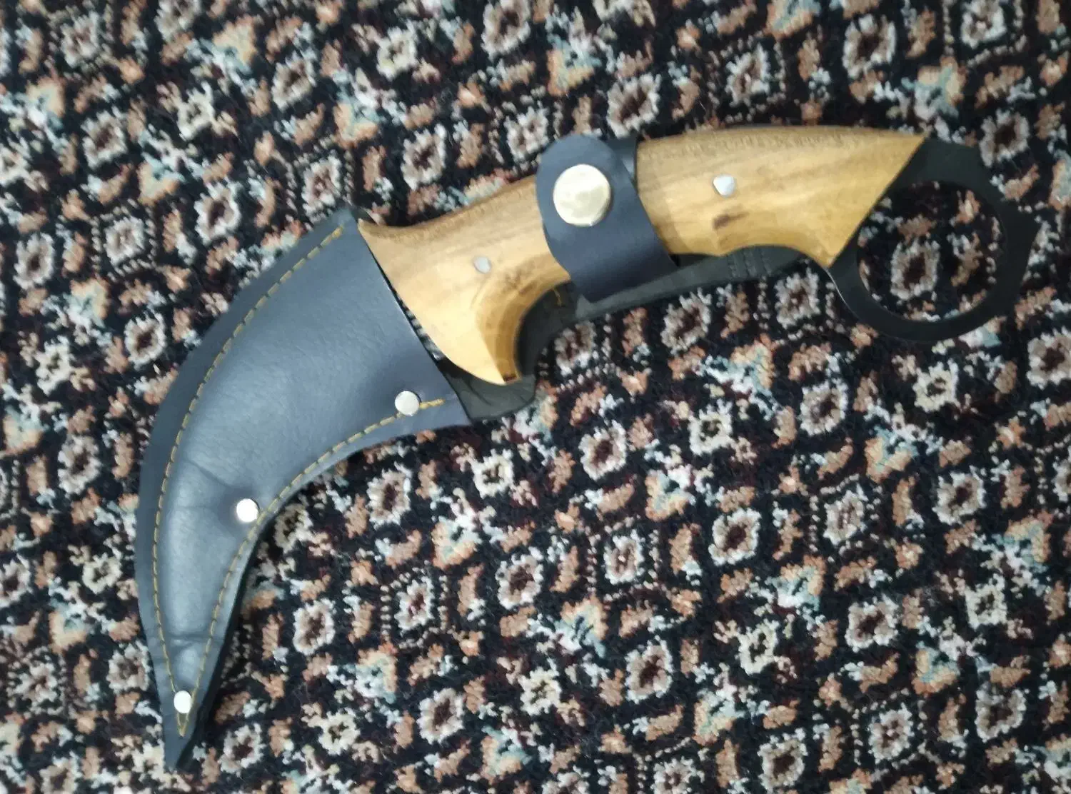 چاقو|کوهنوردی و کمپینگ|اردبیل, |دیوار