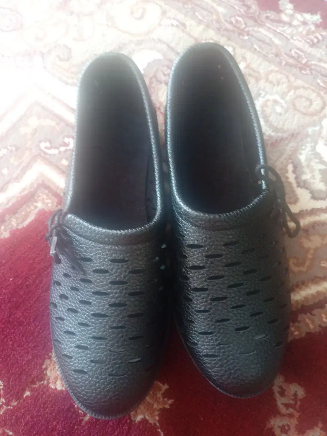 کفش راحتی|کیف، کفش، کمربند|اصفهان, باتون|دیوار