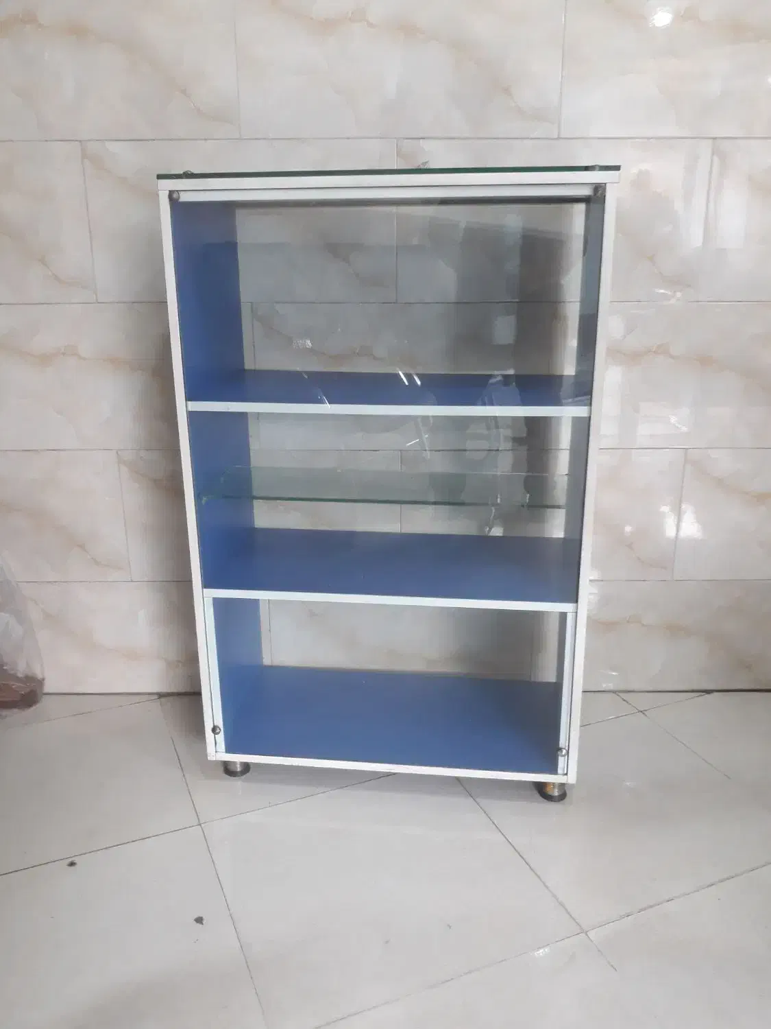 ویترین پیش خوان|فروشگاه و مغازه|رشت, چله خانه|دیوار